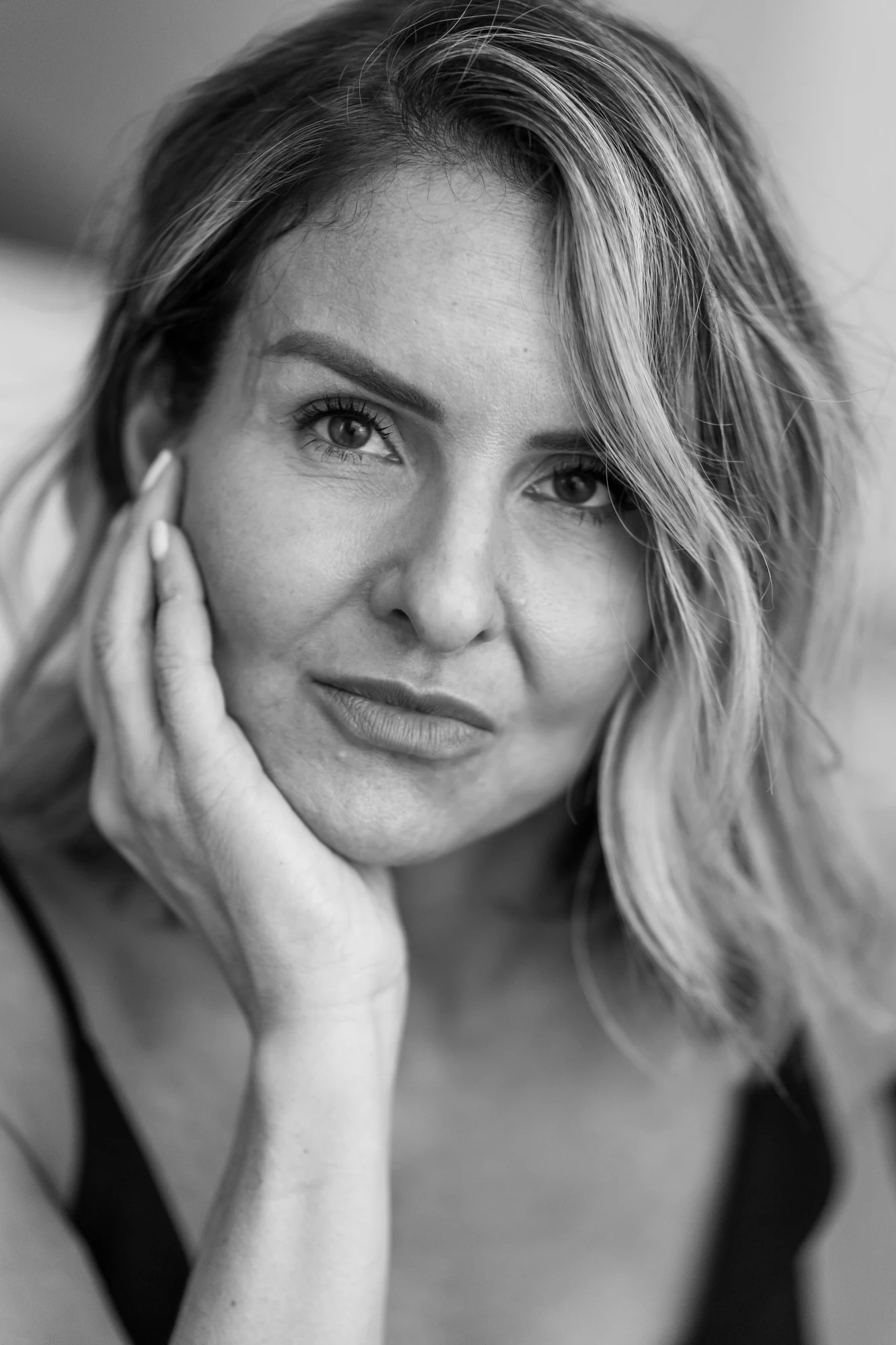 PHAiTO edit — PHAiTO-Branding-019-Davina-Palik-BW