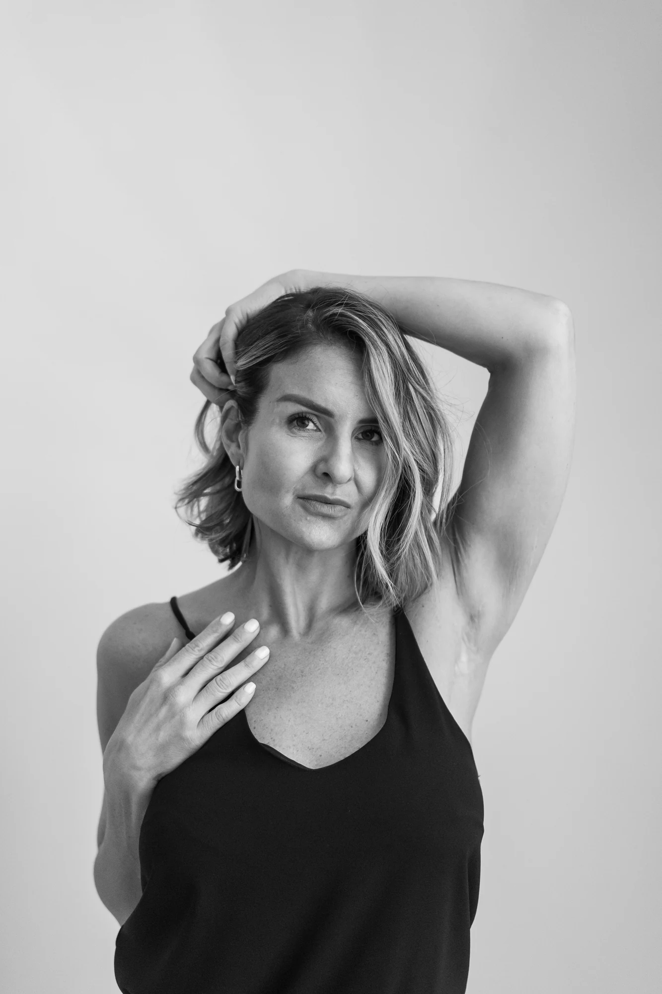 PHAiTO edit — PHAiTO-Branding-023-Davina-Palik-BW