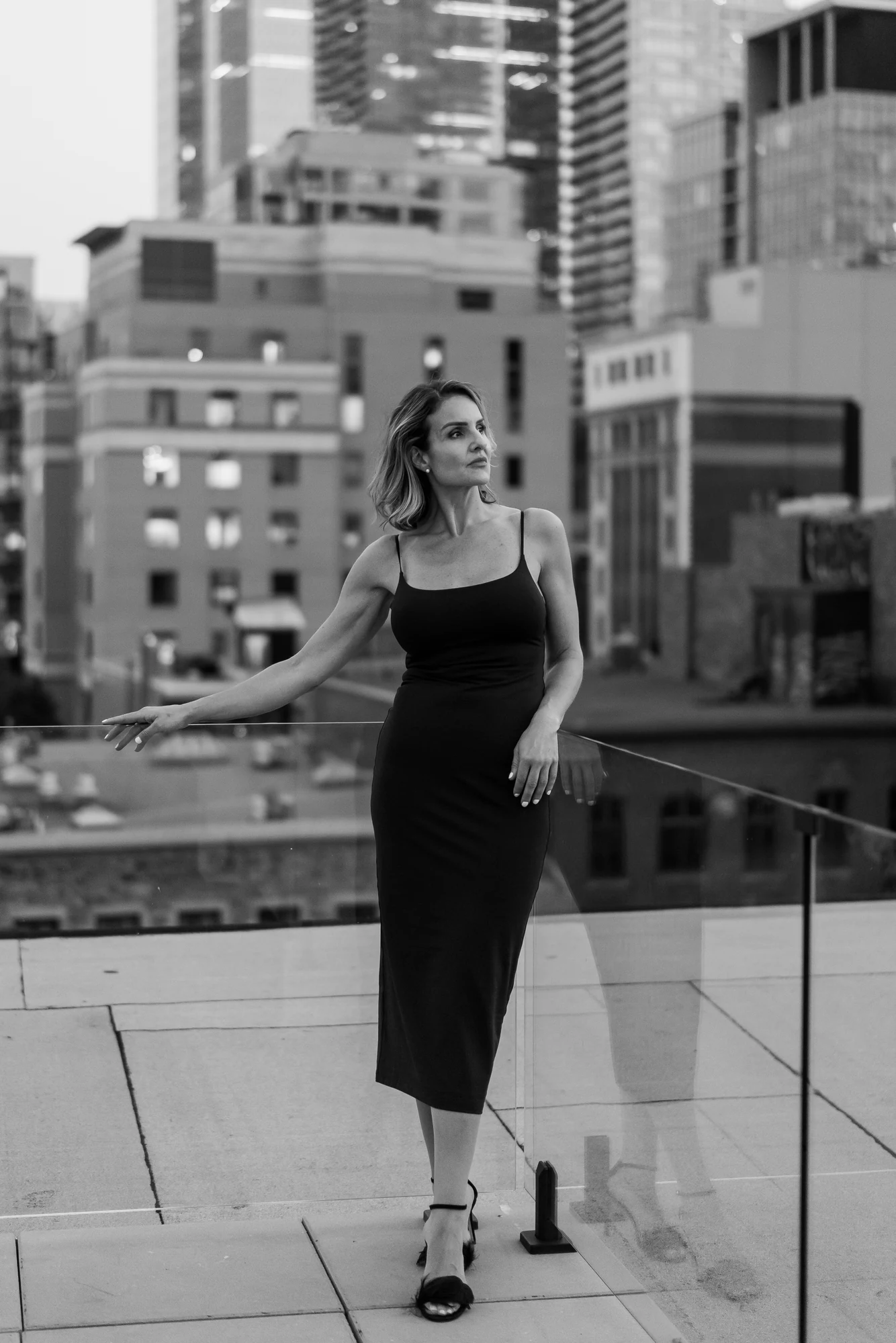 PHAiTO edit — PHAiTO-Branding-044-Davina-Palik-BW