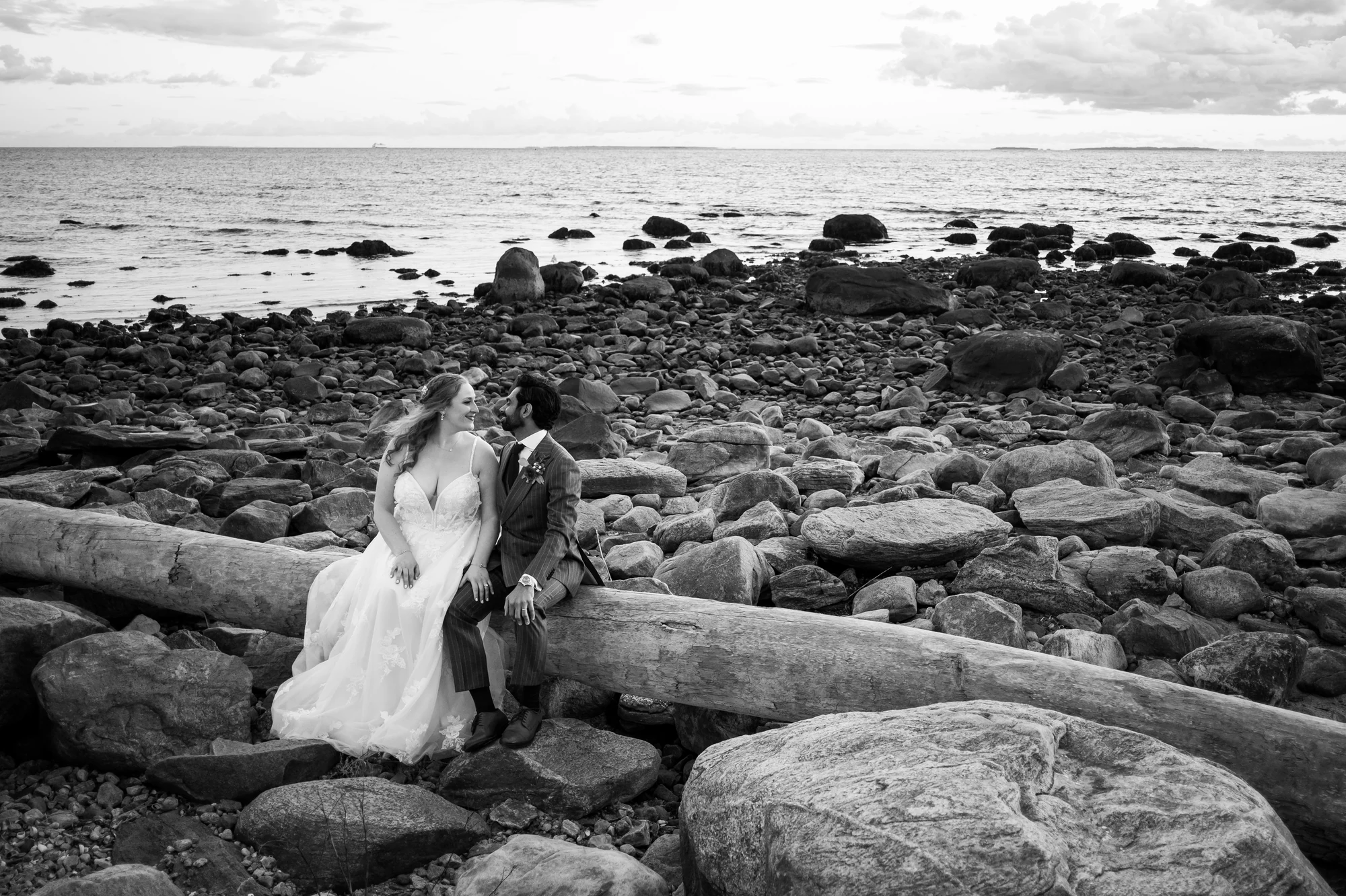 PHAiTO edit — PHAiTO-Weddings-018-Robert-Norman-BW