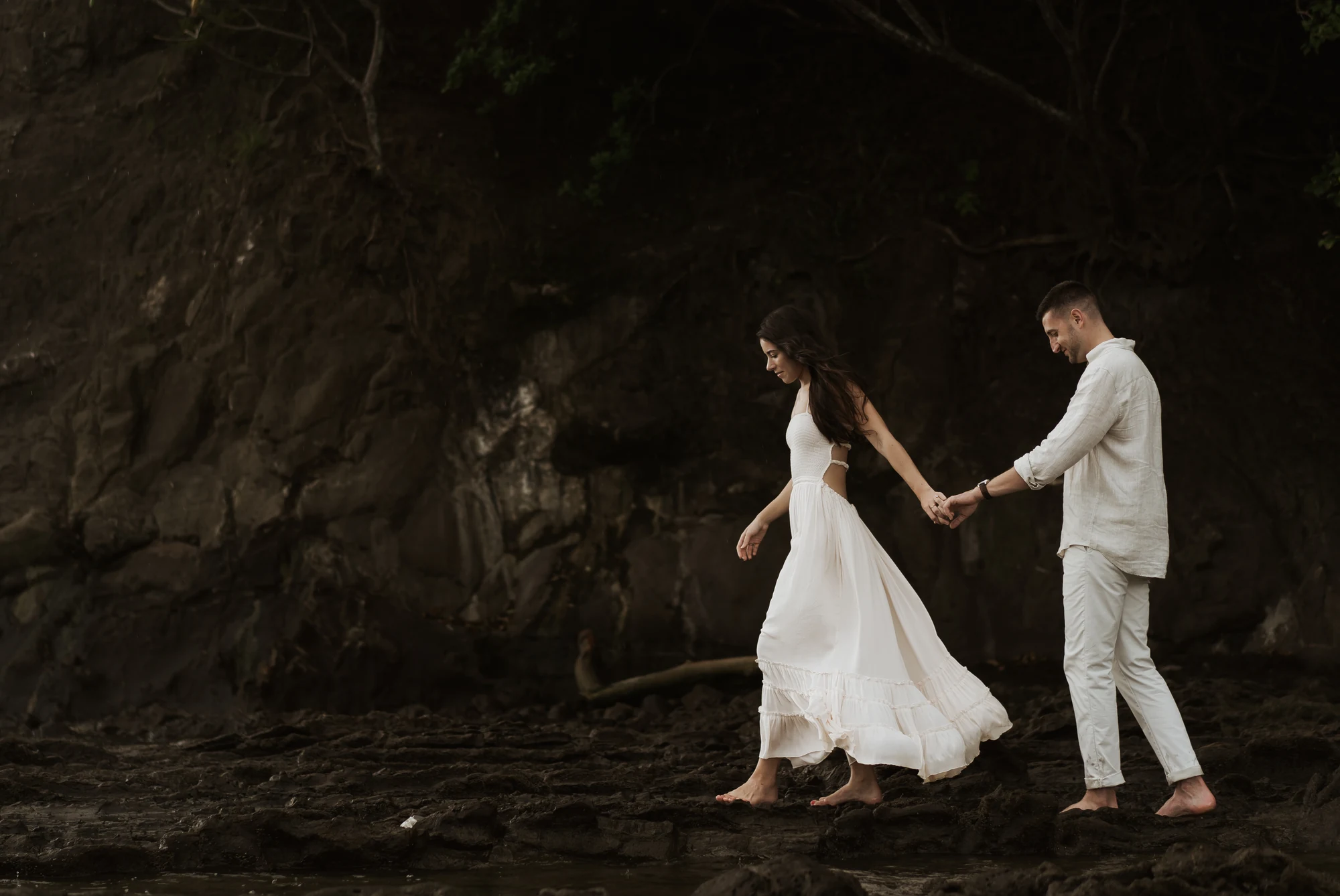 PHAiTO edit — PHAiTO-Portrait-013-Davina-Palik-Dark-Moody