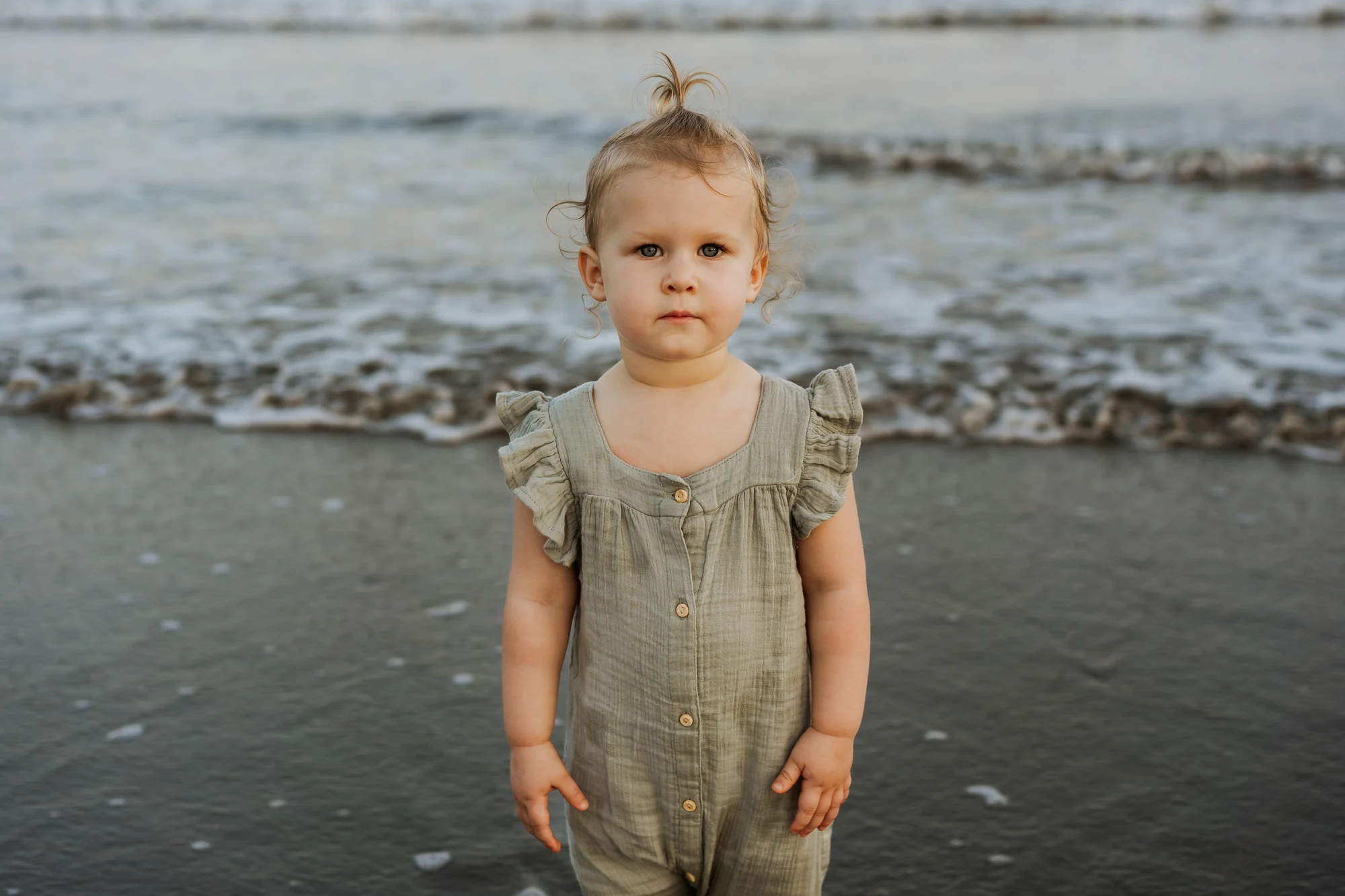 PHAiTO edit — PHAiTO-Portrait-035-Davina-Palik-Dark-Moody
