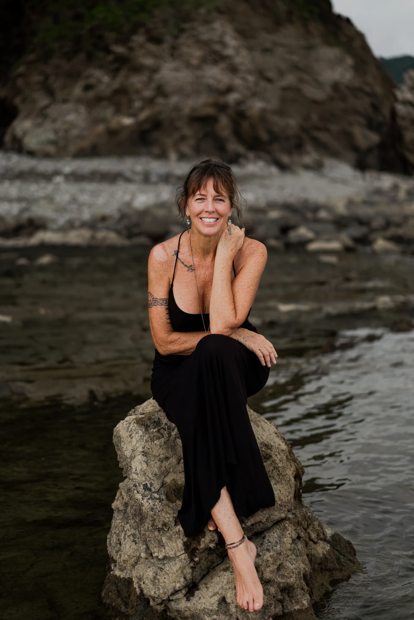 PHAiTO edit — PHAiTO-Portrait-044-Davina-Palik-Home-Bright-Colourful