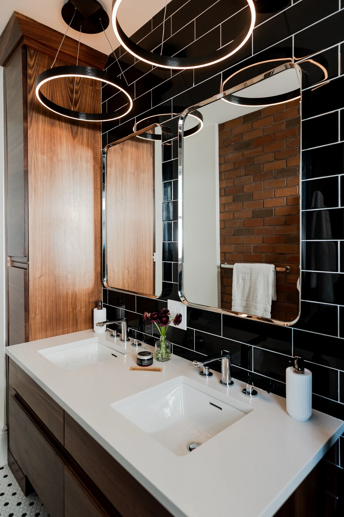 PHAiTO edit — PHAiTO-RealEstate-004-Robert-Norman-Home-Bright-Colourful
