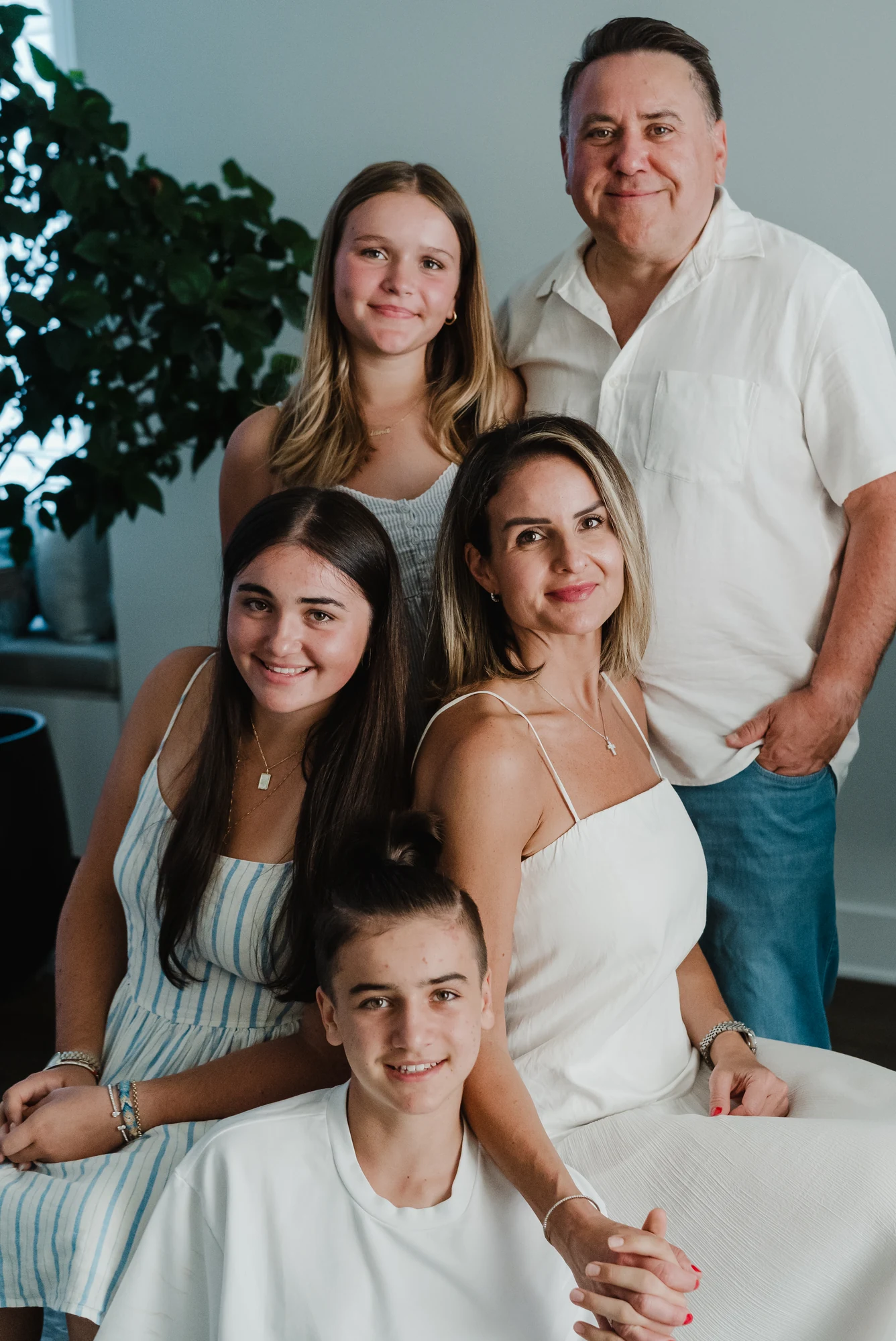 PHAiTO edit — PHAiTO-Portrait-047-Davina-Palik-Home-Clean-Minimal