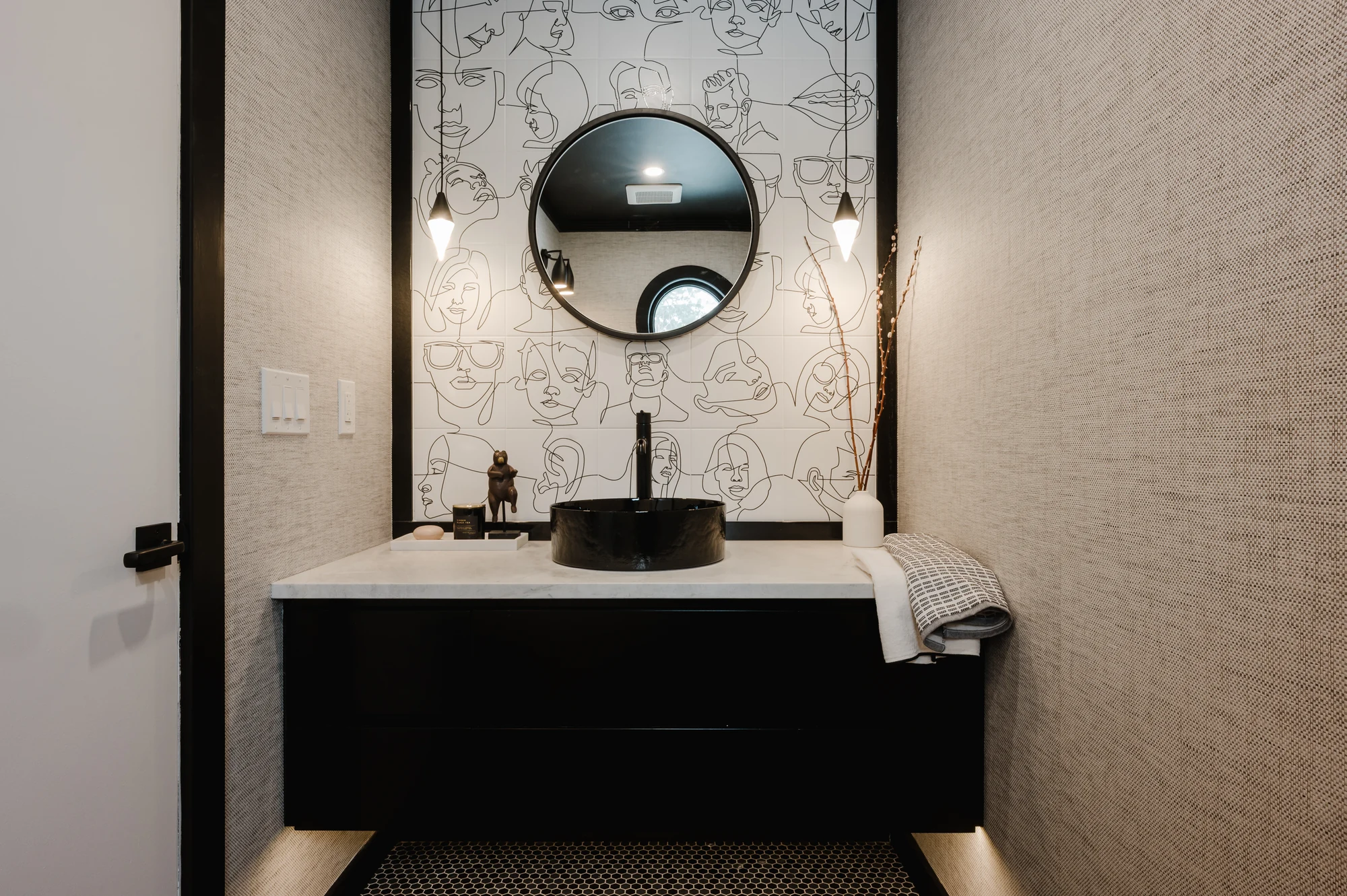 PHAiTO edit — PHAiTO-RealEstate-001-Robert-Norman-Home-Clean-Minimal