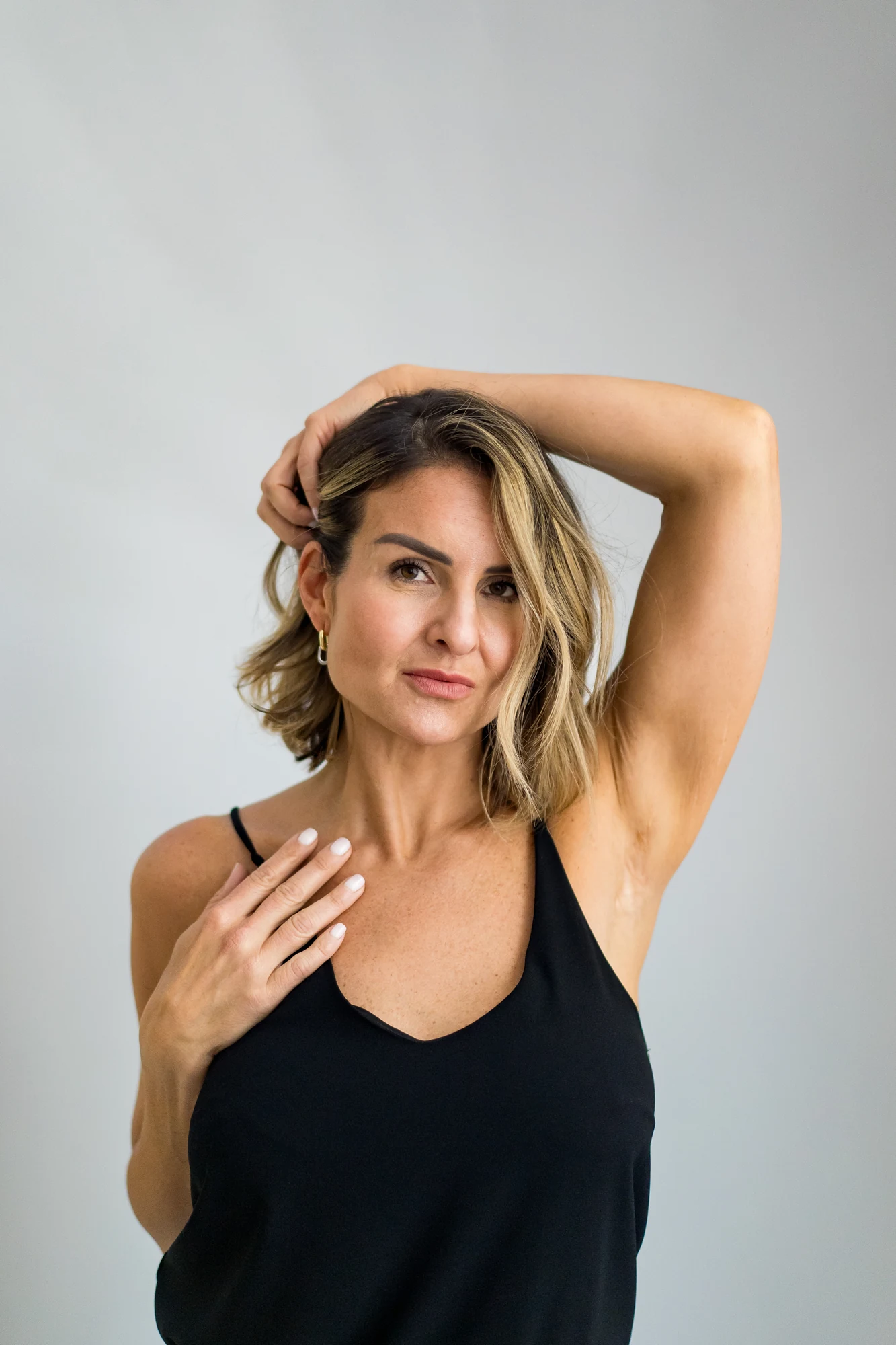 PHAiTO edit — PHAiTO-Branding-023-Davina-Palik-Punchy
